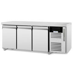 Стол холодильный GoodFood GF-GN3100TNS-HC, -2...+8 С, 3 двери, Глухая , Нерж сталь