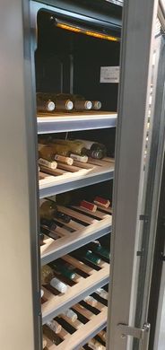 Шкаф для вина Tefcold CPV1380