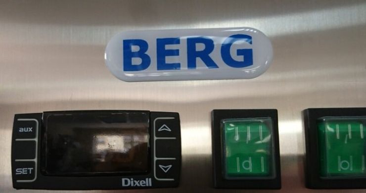 Холодильный шкаф Berg GN1410TNG, 1400, 2 двери, Стекло, Нержавеющий, Динамическое
